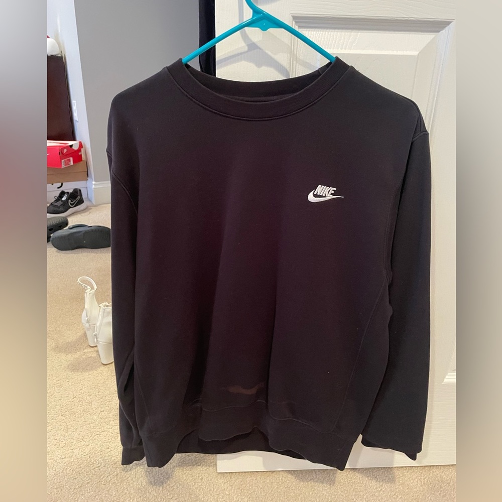 womens nike crewneck